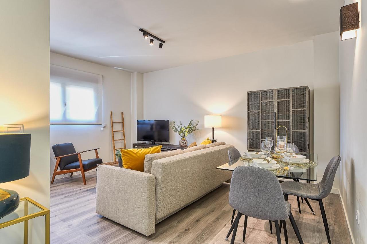 Ab Vialia Estacion Suitemalaga - Parking Exteriör bild