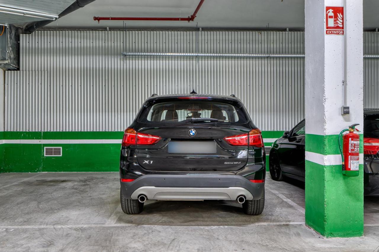 Ab Vialia Estacion Suitemalaga - Parking Exteriör bild